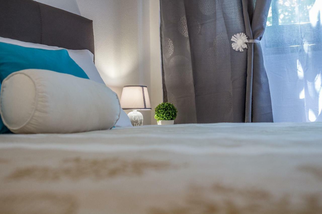 Maricciolu Suites And Apartments Ольбия Экстерьер фото