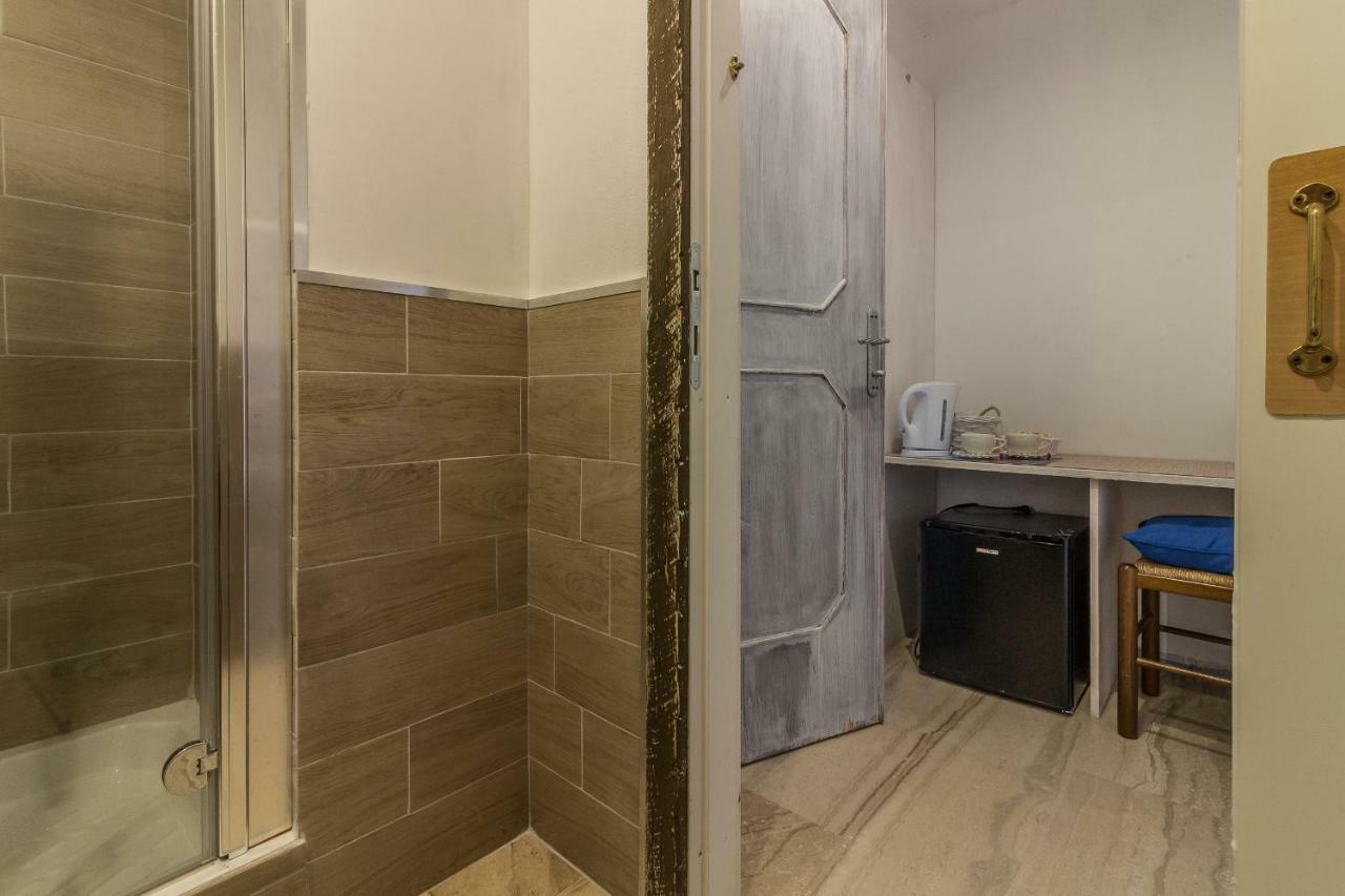 Maricciolu Suites And Apartments Ольбия Экстерьер фото
