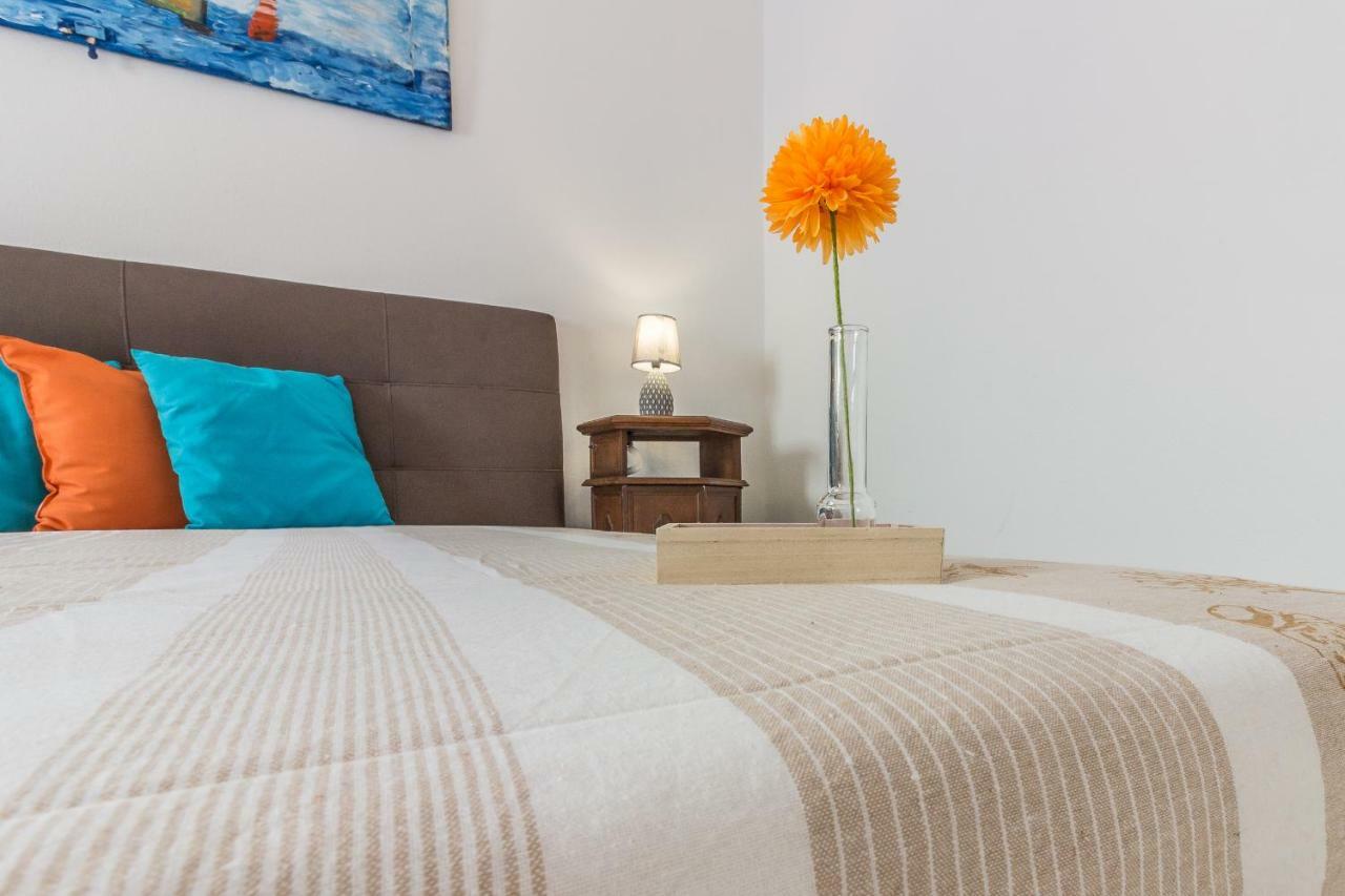 Maricciolu Suites And Apartments Ольбия Экстерьер фото